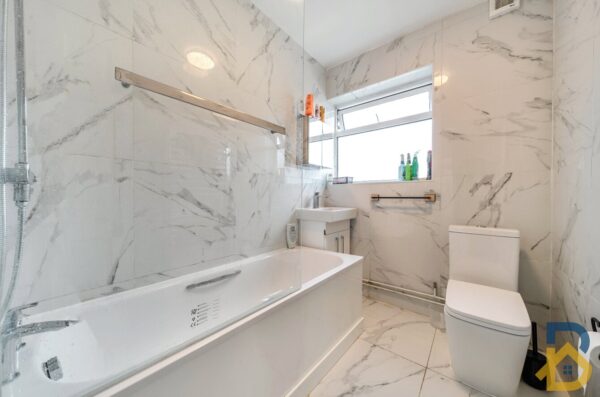 New Road, Dagenham, RM10 9LU