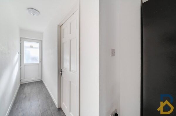 New Road, Dagenham, RM10 9LU