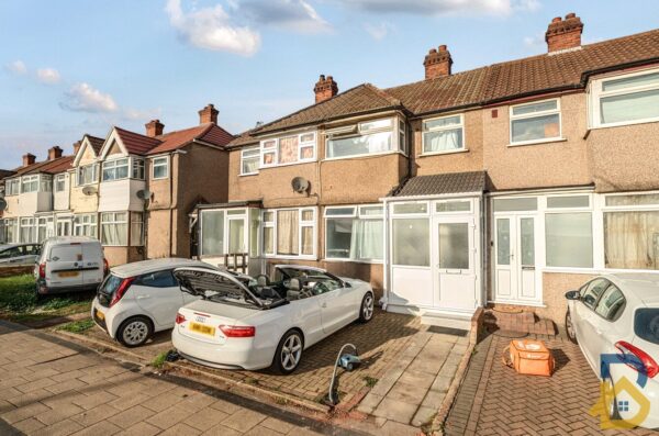 New Road, Dagenham, RM10 9LU