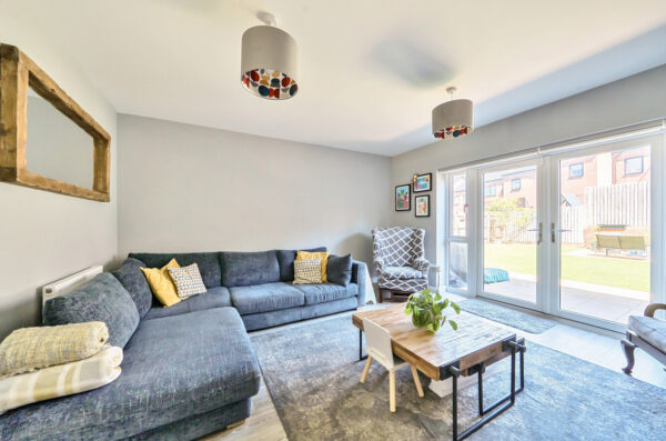 Holmesley Road, Borehamwood, Hertfordshire, WD6 1FU