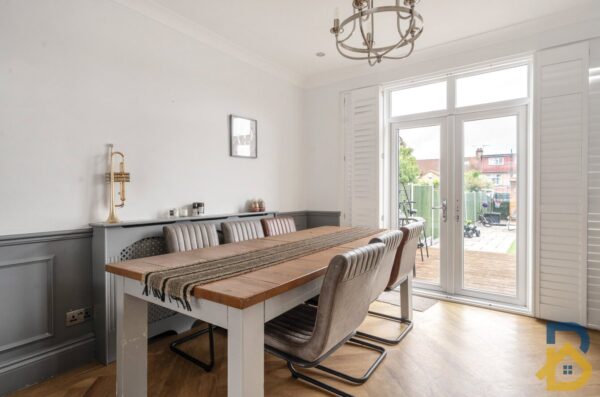 Laurel Crescent, Romford, RM7 0RU