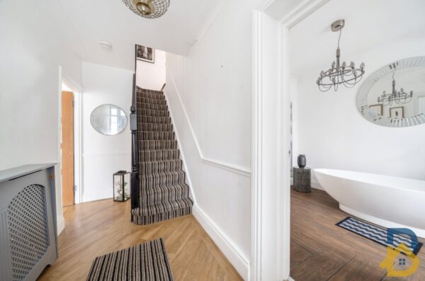 Laurel Crescent, Romford, RM7 0RU