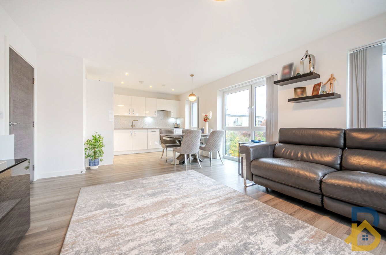 Holmesley Road, Borehamwood, Hertfordshire, WD6 1AQ