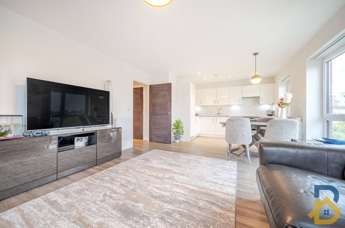 Holmesley Road, Borehamwood, Hertfordshire, WD6 1AQ