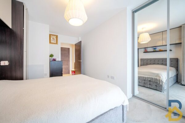 Holmesley Road, Borehamwood, Hertfordshire, WD6 1AQ