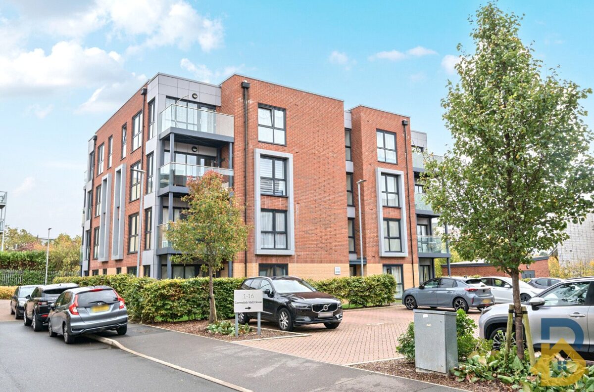 Holmesley Road, Borehamwood, Hertfordshire, WD6 1AQ