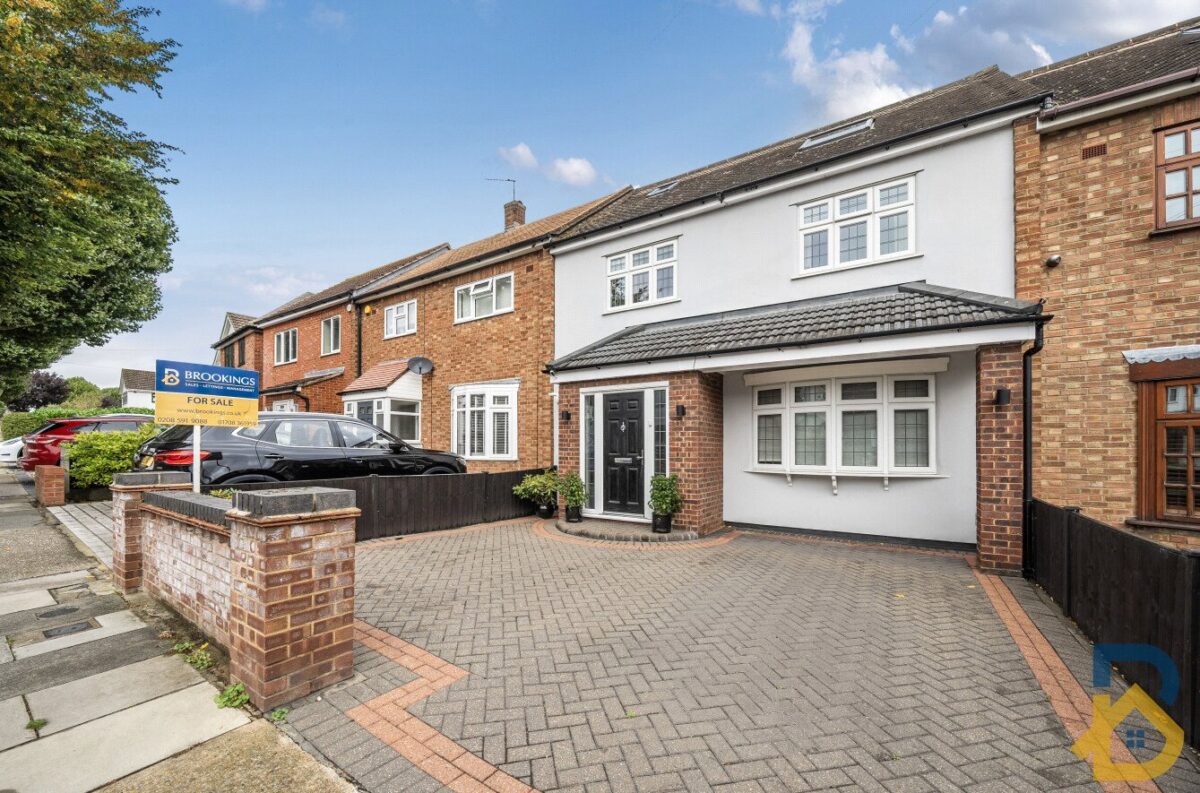 Avon Road, Upminster, RM14 1RF