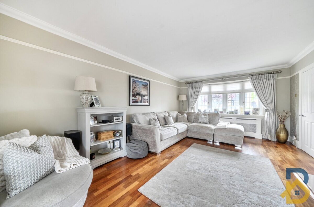 Avon Road, Upminster, RM14 1RF