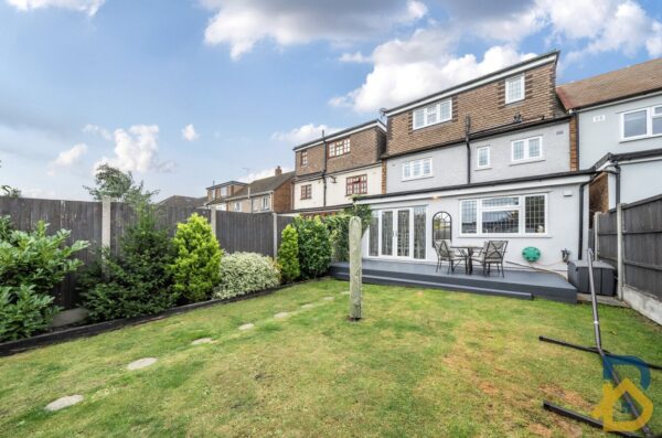 Avon Road, Upminster, RM14 1RF