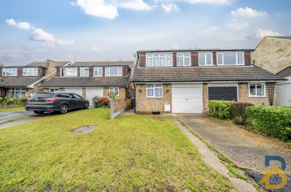 Wych Elm Close, Hornchurch, RM11 3AJ
