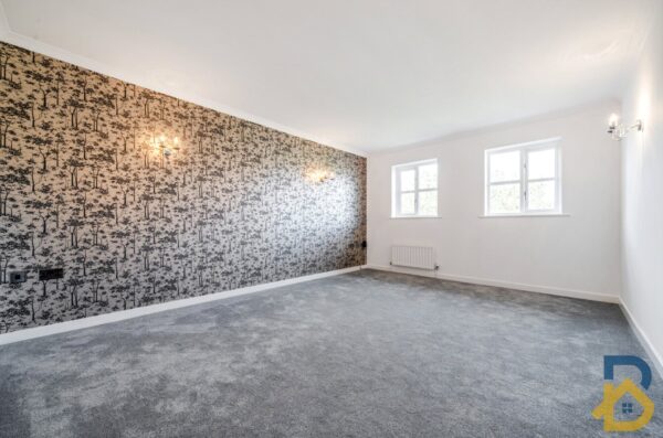 Monkwood Close, Romford, RM1 2NQ