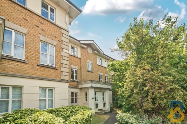 Monkwood Close, Romford, RM1 2NQ