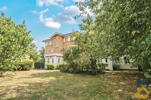 Monkwood Close, Romford, RM1 2NQ