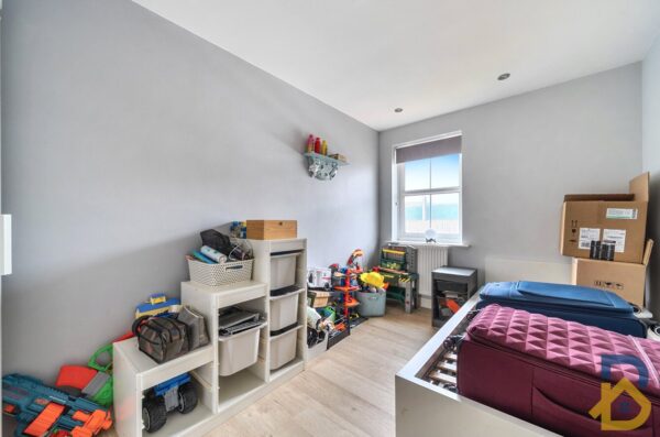 Clydesdale Road, Hornchurch, RM11 1AS