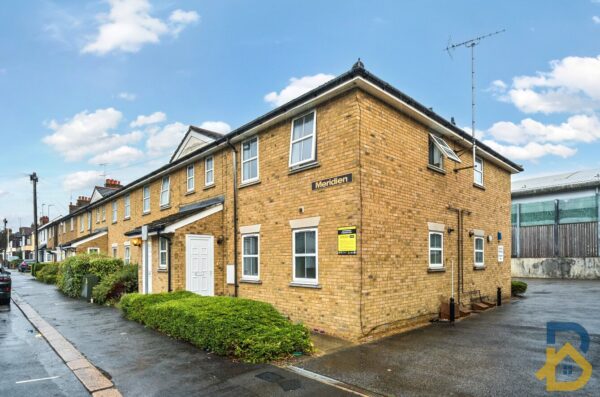 Clydesdale Road, Hornchurch, RM11 1AS