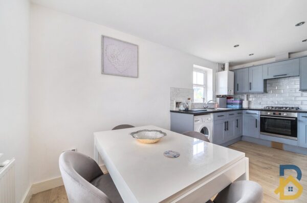 Clydesdale Road, Hornchurch, RM11 1AS