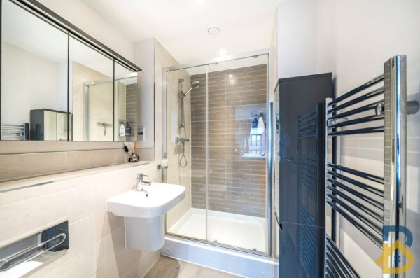 Holmesley Road, Borehamwood, Hertfordshire, WD6 1AL