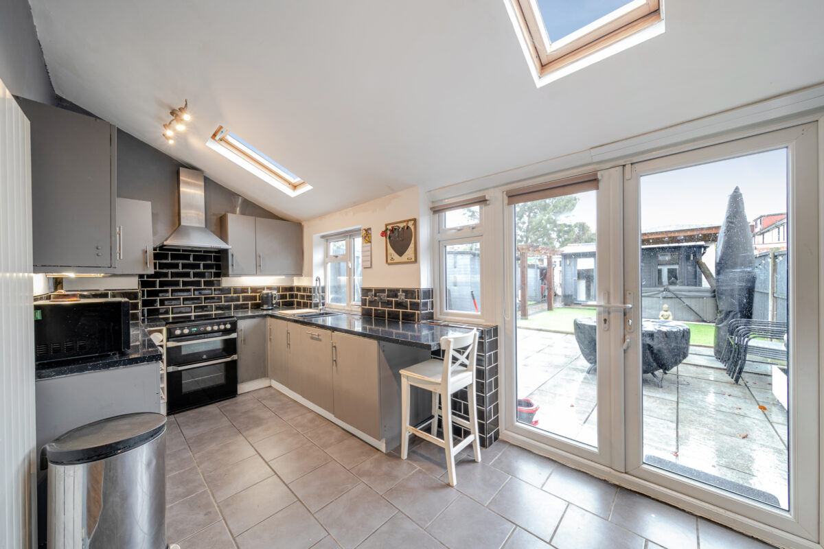 Park Lane, Hornchurch, RM11