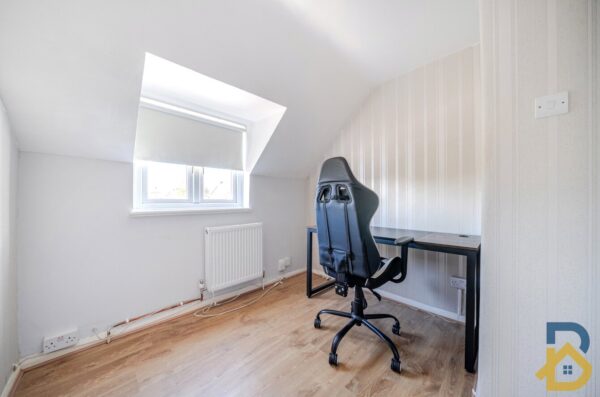 Byron Way, Romford, RM3 7PS