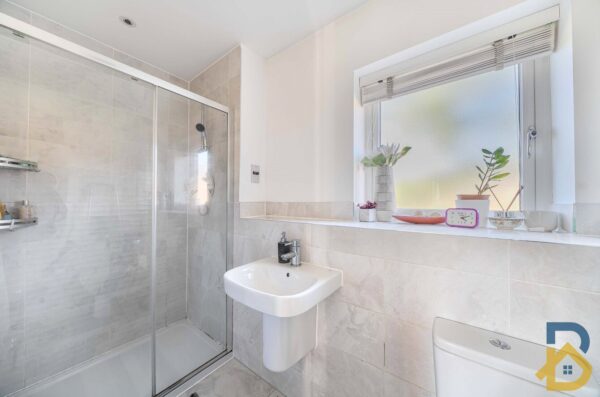 Holmesley Road, Borehamwood, Hertfordshire, WD6 1FU