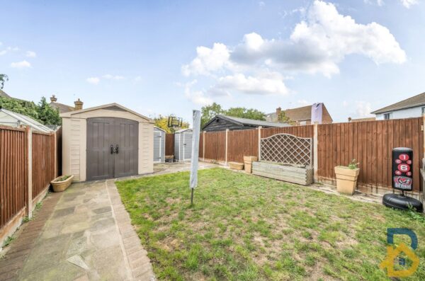 Evansdale, Rainham, RM13 8JR