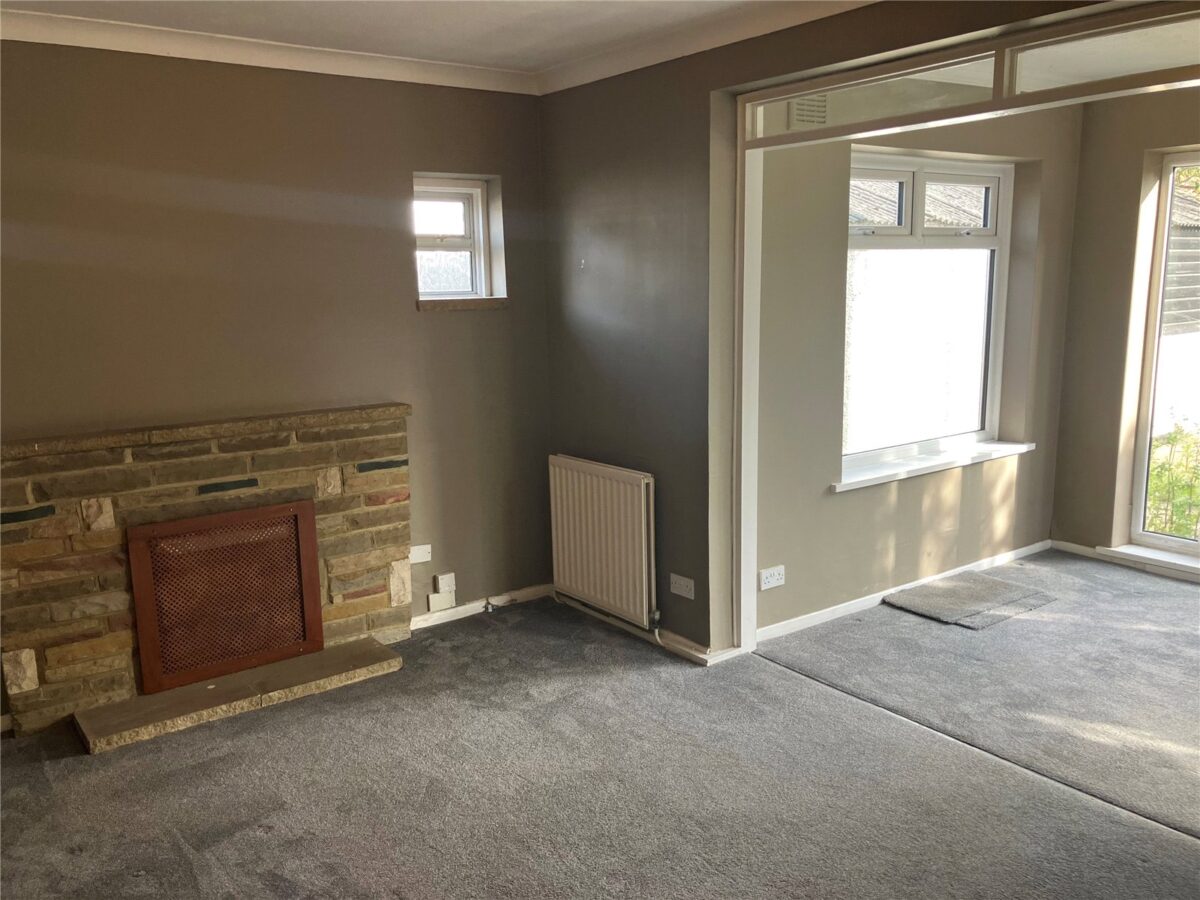 Hornchurch Road, Hornchurch, RM12 4TF