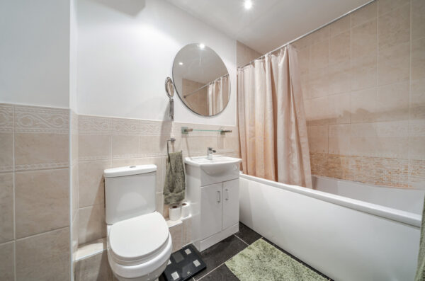 Kidman Close, Gidea Park, RM2