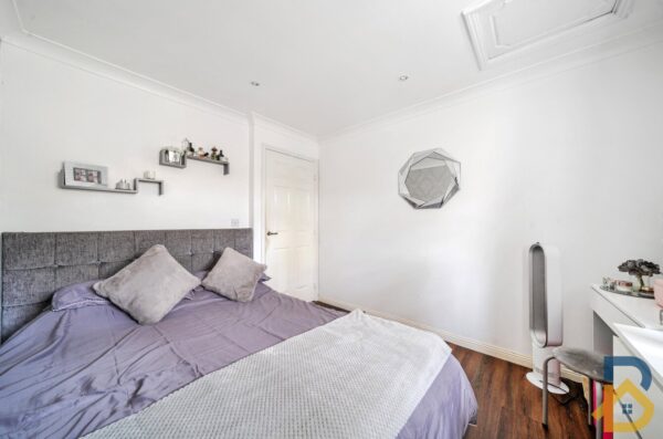 Kidman Close, Gidea Park, RM2