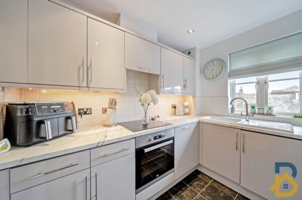 Kidman Close, Gidea Park, RM2