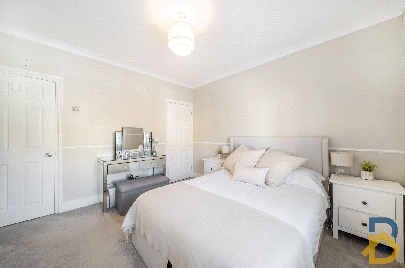 Marks Road, Romford, RM7 7AF