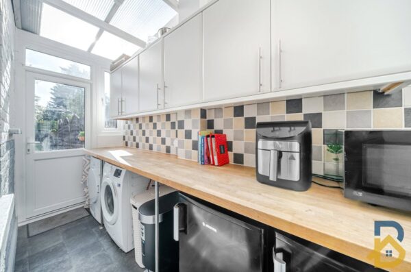 Marks Road, Romford, RM7 7AF