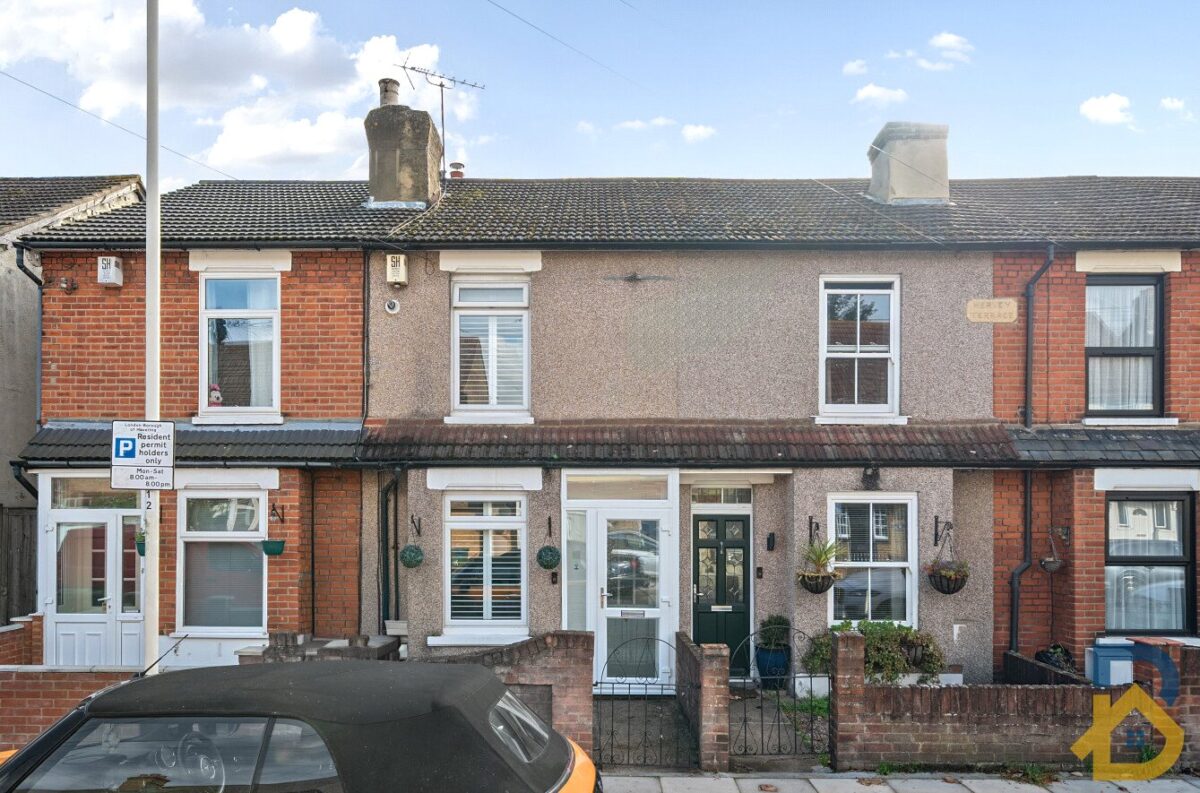 Marks Road, Romford, RM7 7AF