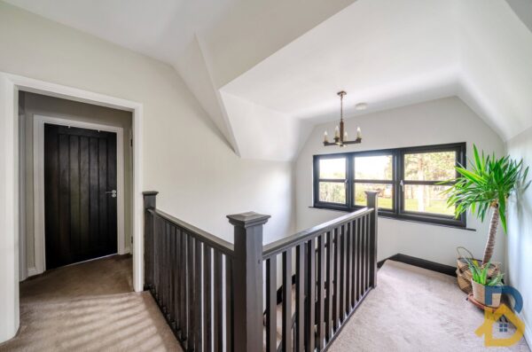 Ardleigh Green Road, Hornchurch, RM11 2ST