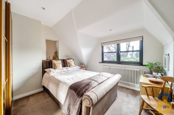 Ardleigh Green Road, Hornchurch, RM11 2ST