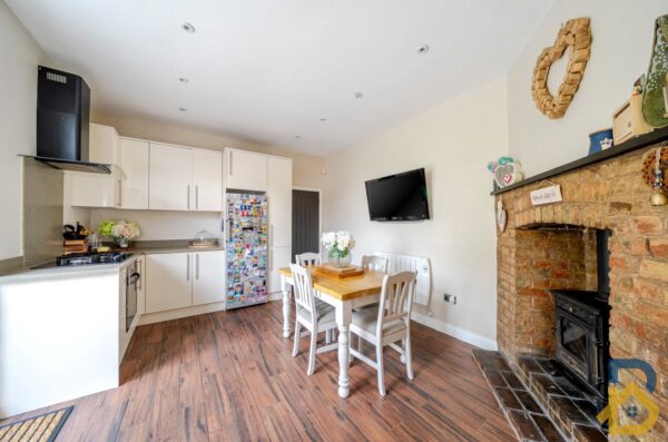 Ardleigh Green Road, Hornchurch, RM11 2ST