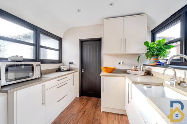 Ardleigh Green Road, Hornchurch, RM11 2ST