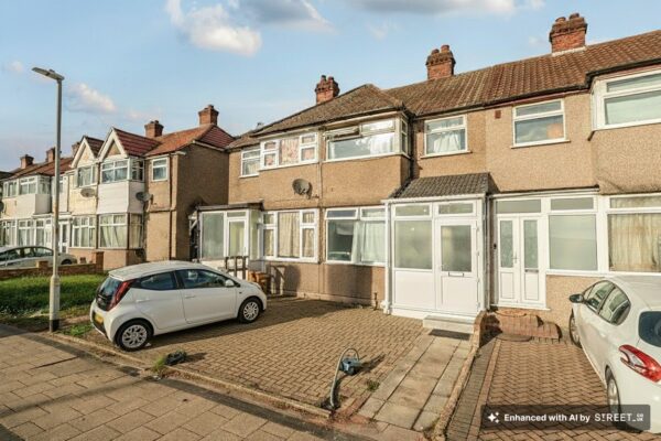 New Road, Dagenham, RM10