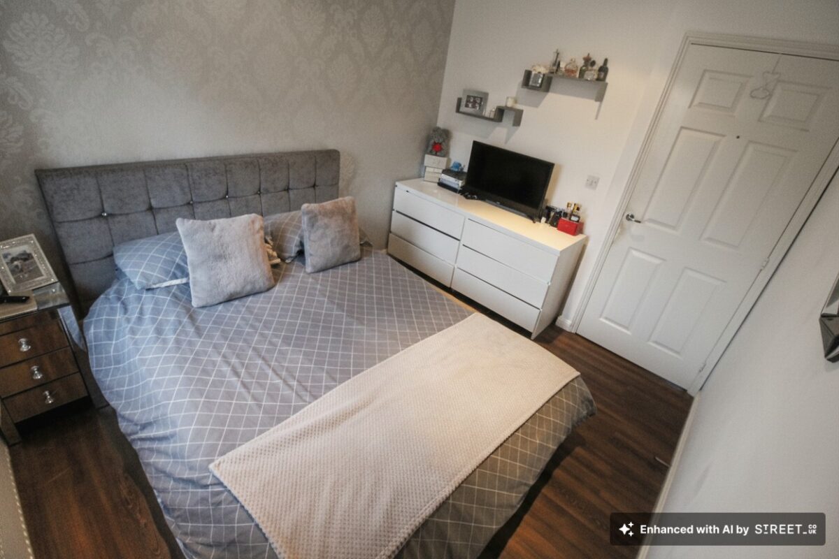 Kidman Close, Gidea Park, RM2