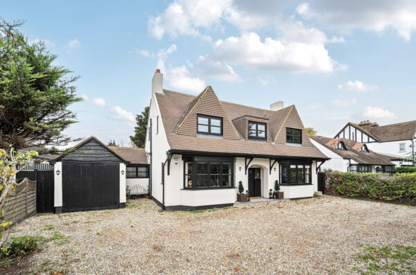 Ardleigh Green Road, Hornchurch, RM11