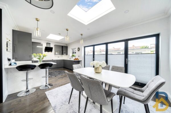 Alma Avenue, Hornchurch, RM12