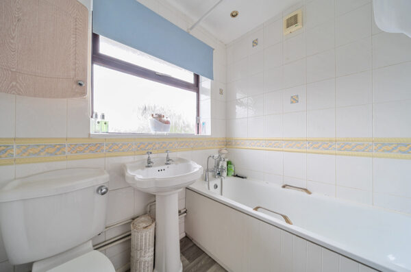 Palmerston Road, Rainham, RM13 9LD