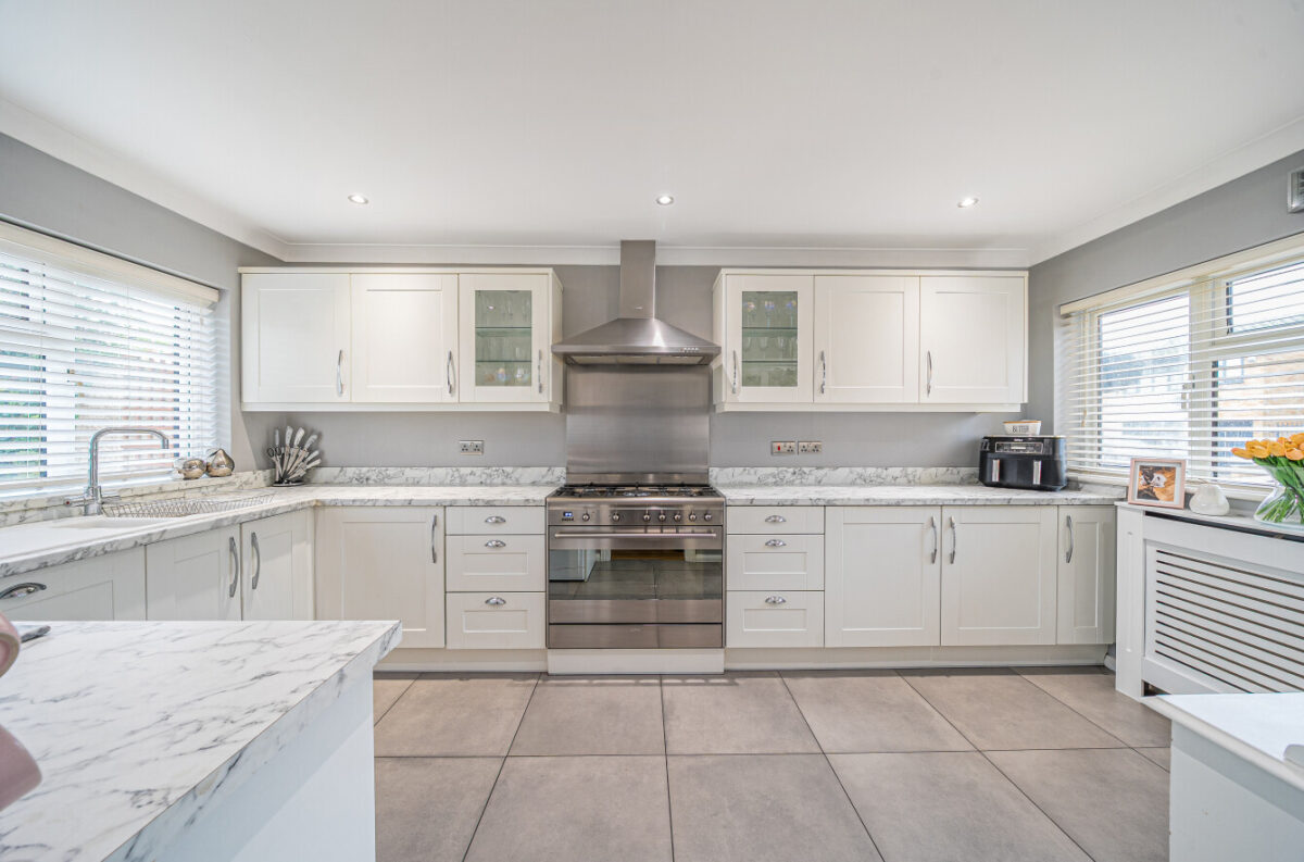 Palmerston Road, Rainham, RM13 9LD