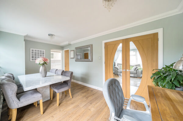 Palmerston Road, Rainham, RM13 9LD