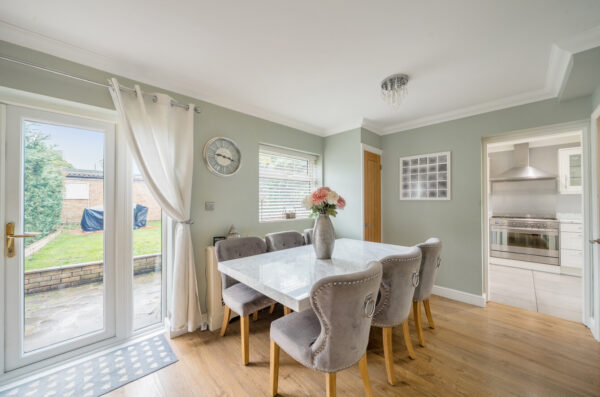 Palmerston Road, Rainham, RM13 9LD