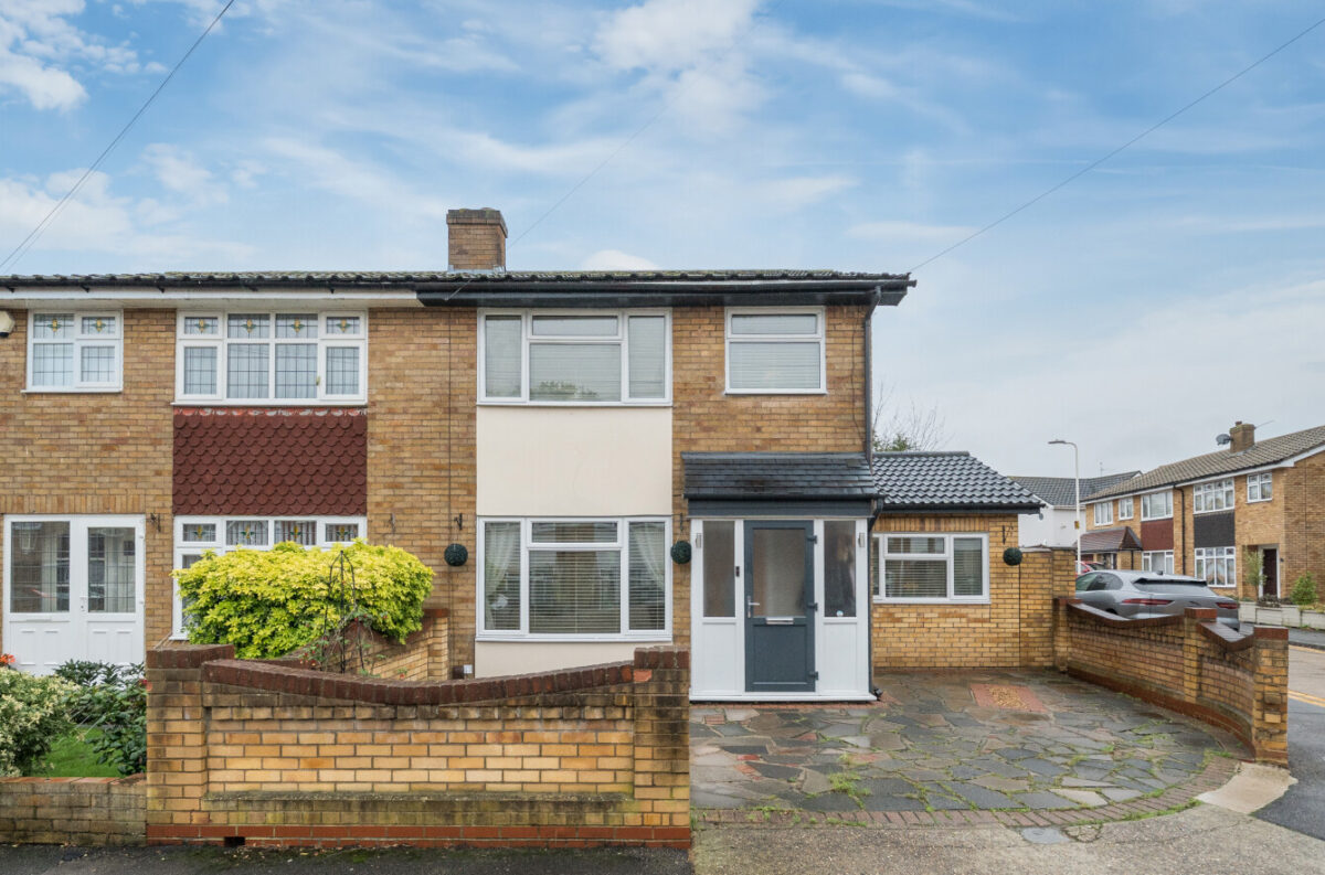 Palmerston Road, Rainham, RM13 9LD