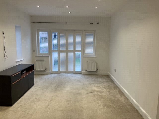 Torrance Close, Hornchurch, RM11 1JT