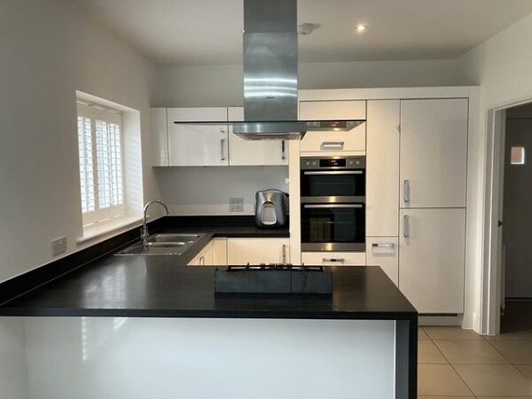 Torrance Close, Hornchurch, RM11 1JT