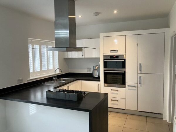 Torrance Close, Hornchurch, RM11 1JT