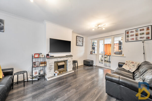 Lancaster Drive, Hornchurch, RM12