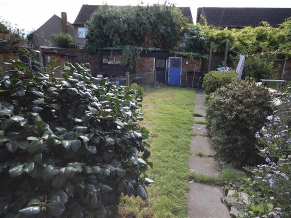 Station Road, Gidea Park, RM2